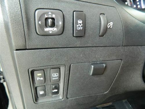 3.5L CD 4 wheel disc brakes ABS brakes AM/FM radio ac clean certified low miles, image 27