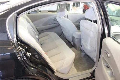 2.5L Automatic No Reserve Inspected Smoke Free Clean Carfax Service Records, image 21