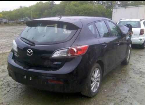 Mazda 3 2012 after accident! low reserve!!free shipping with bid 2500$!