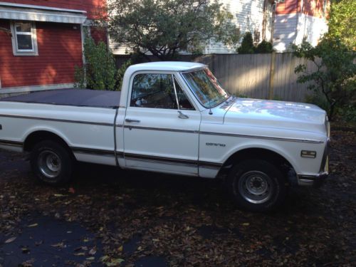 70 chevy c-10 pickup, 350, 12:1 headers, 4 barrel carburator, short bed