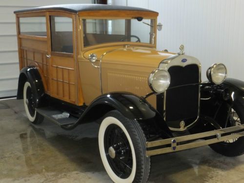 1930 ford model a traveller - woody