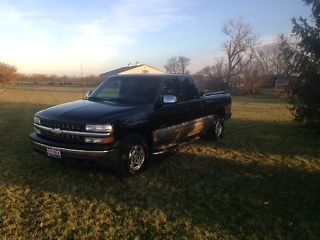 2001 chevrolet silverado 1500 4x4 ls extended cab pickup 4-door 5.3l v8