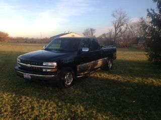 2001 chevrolet silverado 1500 4x4 ls extended cab pickup 4-door 5.3l v8