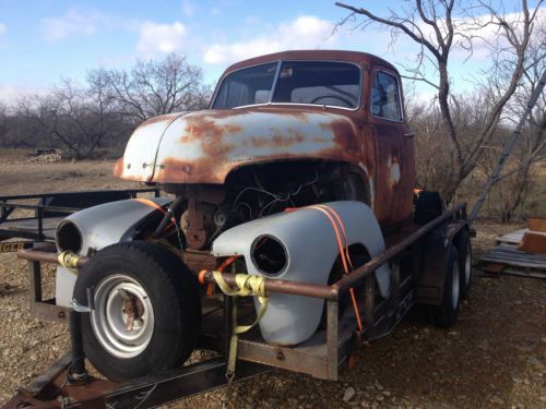 1952 chevy 5 window pickup, very nice truck