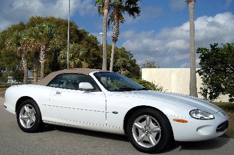 Xk8 convertible~h/k audio~35,000 miles~garage kept~like new! 98 99 00