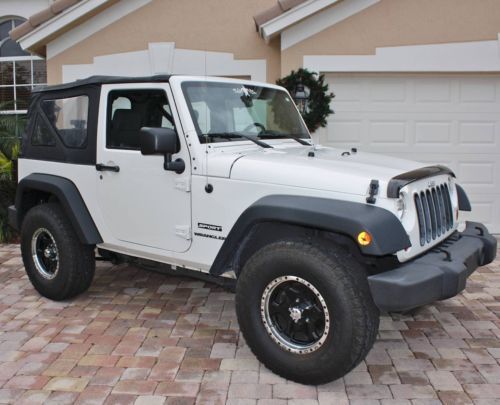 2010 jeep wrangler sport 2 dr auto soft top 32000 mls white 16&#034; mags new tires
