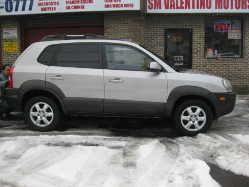 2005 Hyundai Tucson GLS Sport Utility 4-Door 2.7L, US $6,780.00, image 2