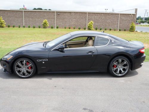 2011 maserati granturismo s coupe 2-door 4.7l