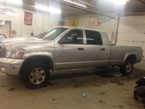 2006 dodge 3500 srw mega cab long box cummins diesel manual 4x4 silver look!!