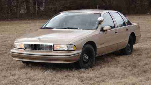 1992 CHEVROLET CAPRICE POLICE CAR 9C1 83,000 ORIGINAL MILES, CAGE, LIGHTS, US $4,495.00, image 2