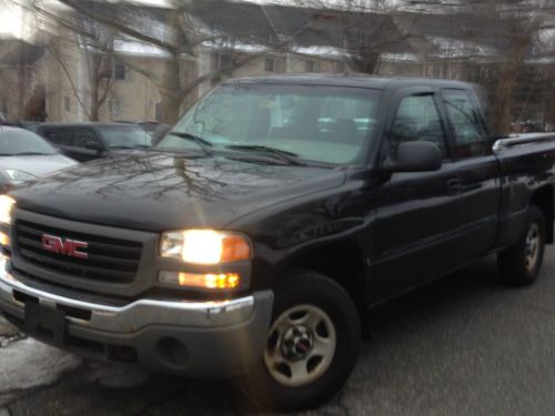 2004 gmc sierra 1500 wt extended cab pickup 4-door 5.3l