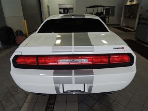 12 Dodge Challenger SRT8 392 HEMI BLACK LEATHER MOONROOF NAV CUSTOM DUAL EXHAUST, image 6