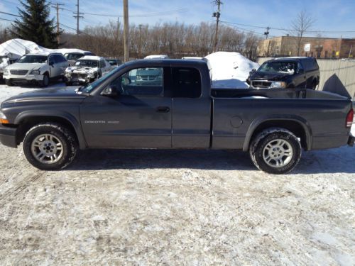 2002 dodge dakota ext cab v6 runs dives minor damage salvage well maintained