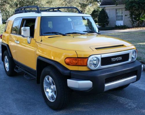 Lifetime florida vehicle -  2007 toyota fj cruiser suv -  113k orig mi