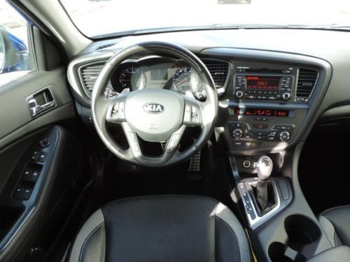 SX 2.0L CD 6 Speakers MP3 decoder Air Conditioning Automatic temperature control, image 13