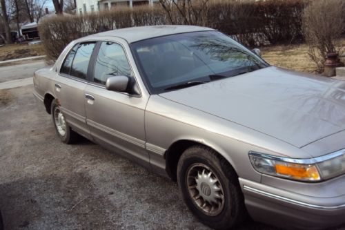 1995 mercury grand marquis ls sedan 4-door 4.6l