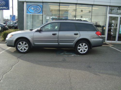 1 owner 2009 subaru outback special edition 40k miles non smoker new car trade