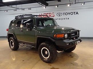 2011 toyota fj cruiser suv 5-speed automatic 4x4 4wheel drive