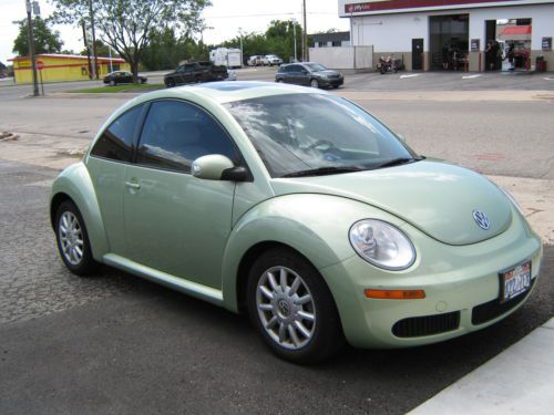 2006 volkswagen beetle 2.5 hatchback 2-door 2.5l