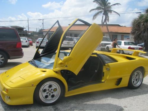 1992 lamborghini diablo