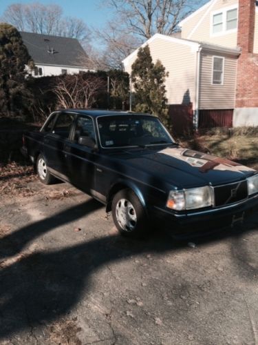 1988 volvo 240 dl- mint