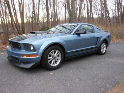 2007 ford mustang with shelby styling