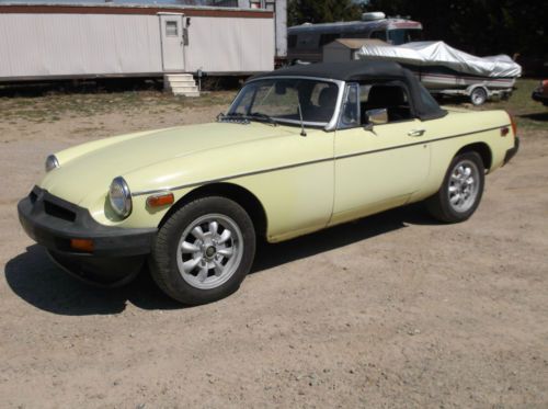 1977 mgb     original paint      37,000 miles