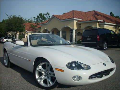 Xk8 convertible,4.2l,white onyx/cashmere, xenons,19&#039;&#039; apollos, gorgeous car!!!!