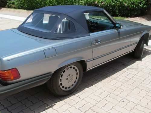 BLUE GRAY 1988 560 SL. 88K MILES COLD AIR NEW TOP, TIRES, BATTERY. ENGINE = 10, image 4