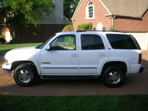 2002 chevrolet tahoe lt sport utility 4-door 5.3l