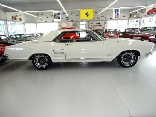 1964 Buick Riviera STUNNER, POWERFUL, RARE, CLEAN, image 2