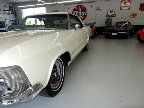 1964 Buick Riviera STUNNER, POWERFUL, RARE, CLEAN, image 9