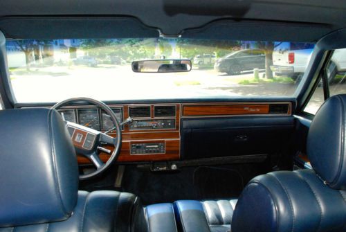 Lincoln Town Car 1988, US $7,500.00, image 14