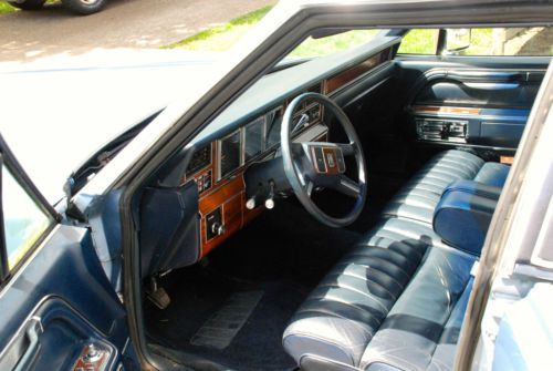 Lincoln Town Car 1988, US $7,500.00, image 19