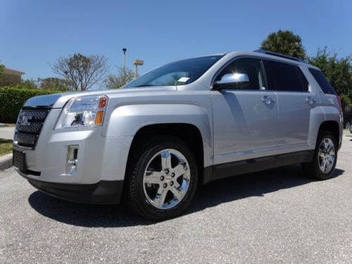 2013 gmc terrain slt sunroof satellite radio back-up camera 
clean carfax