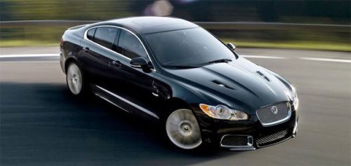 2011 black on black jaguar xf! only 9000 miles!!!