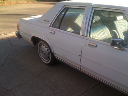 1984 mercury grand marquis ls sedan 4-door 5.0l