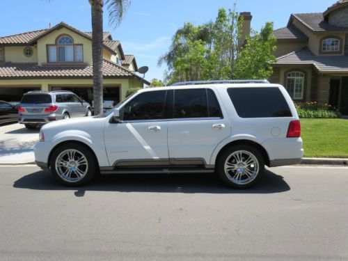 2004 lincoln navigator ultimate