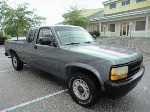 1993 dodge dakota le ext cab 5.2l florida truck 140k ml good shape clear title