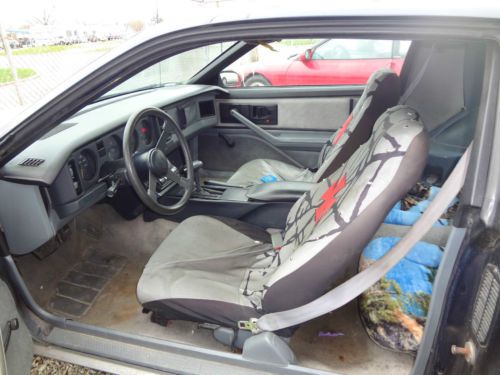 1987 pontiac firebird base coupe 2-door 2.8l  no reserve