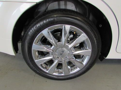 Sedan FWD Certified 3.5L Leather Sunroof CD (2) front & (2) rear assist handles, image 28