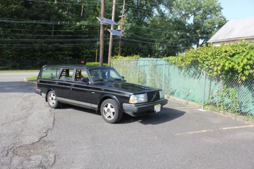 1992 volvo 240 base wagon 4-door 2.3l