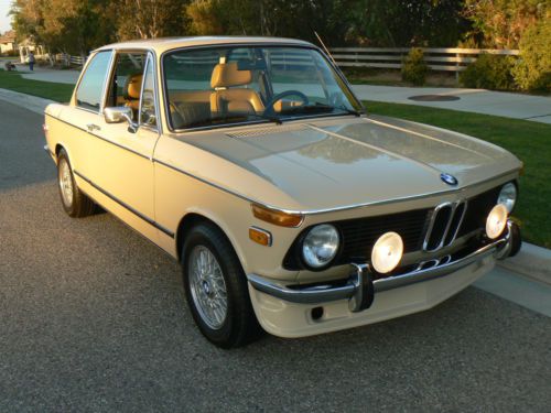 1974 bmw 2002tii original sahara beige paint, 5 speed, a/c, looks &amp; runs great!