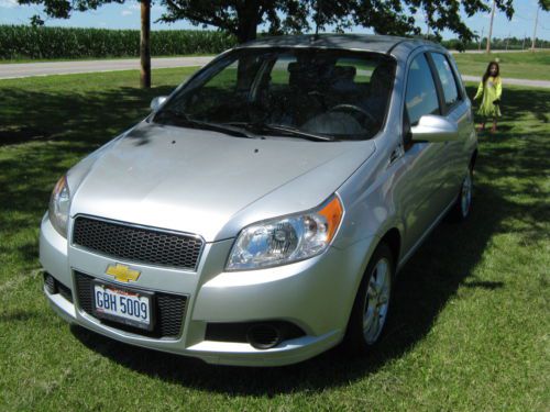 2011 chevrolet aveo5 lt hatchback 4-door 1.6l