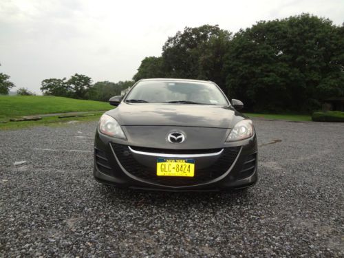 2010 mazda 3 i sedan 4-door 2.0l great hs/college car