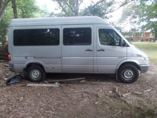 2005 dodge sprinter 2500 base standard passenger van 3-door 2.7l