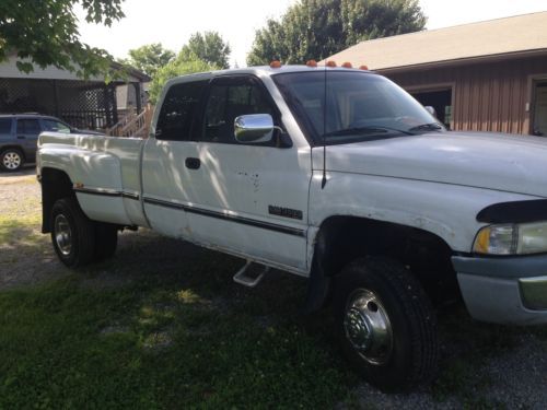 1997 dodge ram 3500 base extended cab pickup 2-door 5.9l