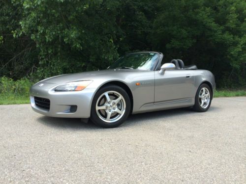 2003 honda s2000 base convertible 2-door 2.0l