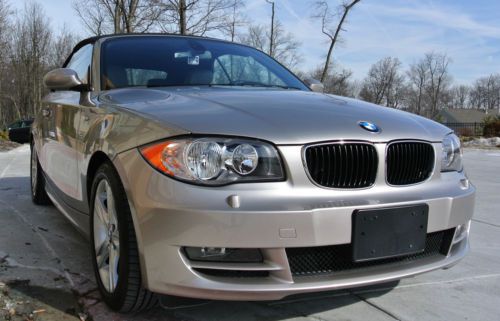 2009 BMW 128i Convertible - No Reserve - Very Low Miles!!, image 2