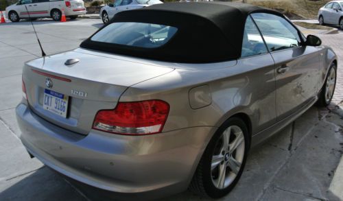 2009 BMW 128i Convertible - No Reserve - Very Low Miles!!, image 5